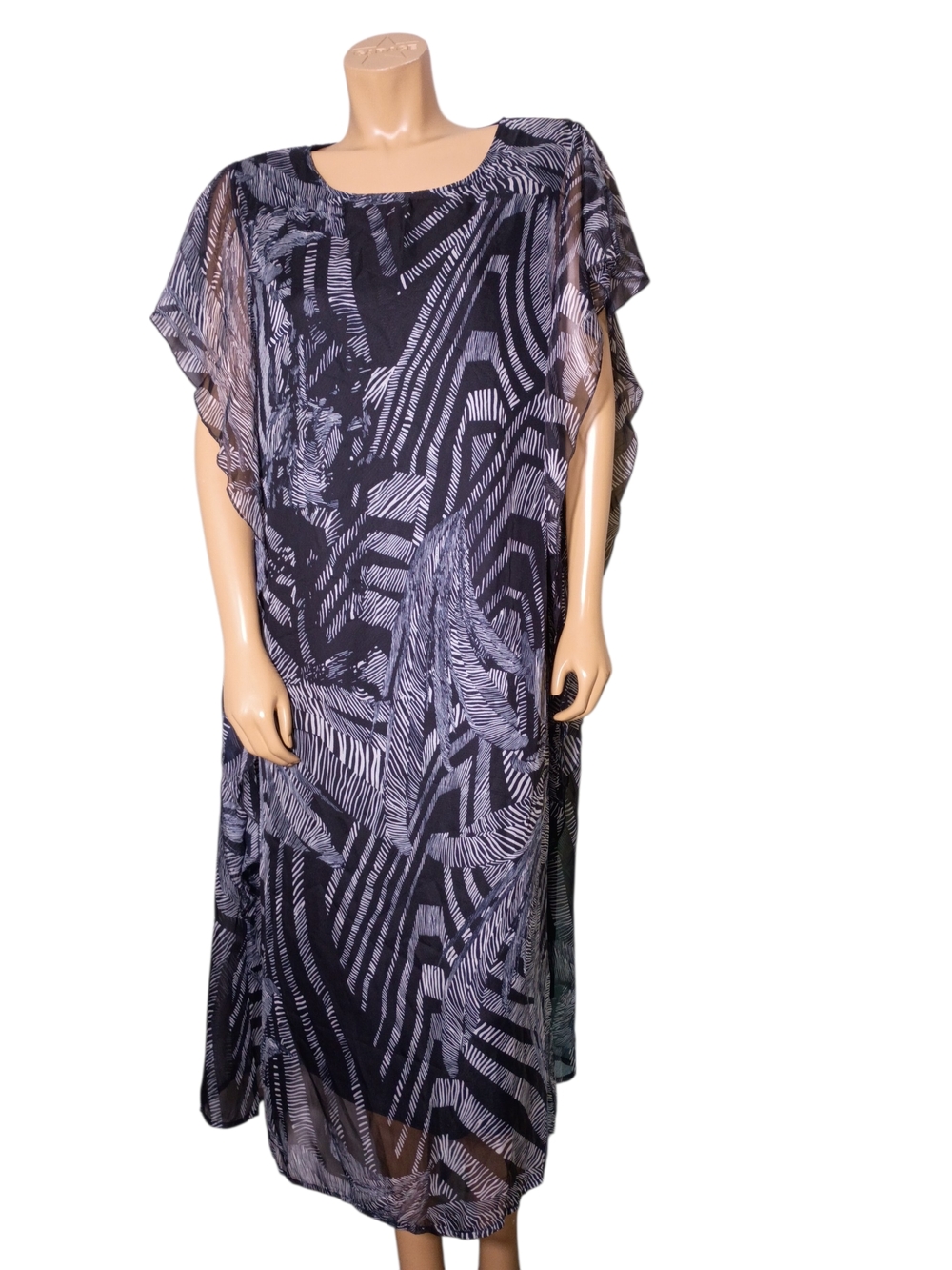 Women's Black & White Asymmetrical Caftan Dress